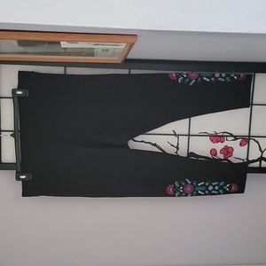 Torrid Floral Embroidered Leggings